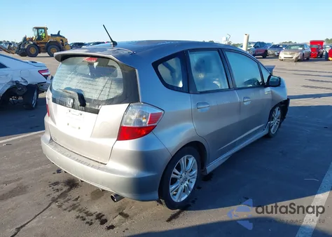 2010 Honda Fit Sport из США, поврежденный, VIN JHMGE8H42AS000978